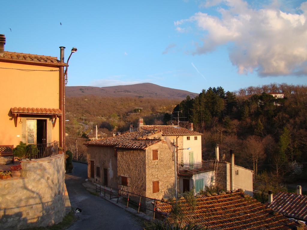 Borgo Tepolini Country House Кастель-дель-Пьяно Экстерьер фото