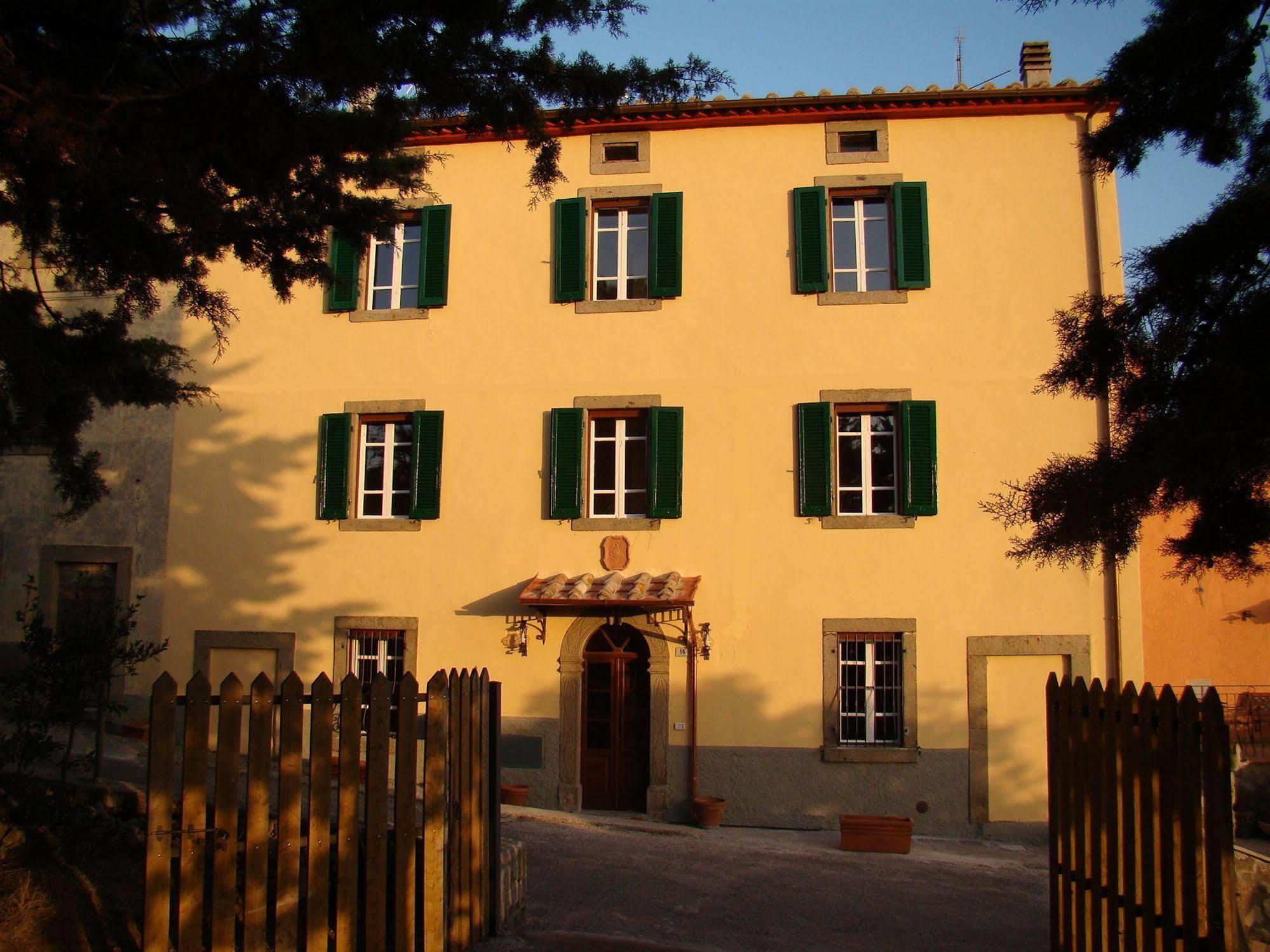 Borgo Tepolini Country House Кастель-дель-Пьяно Экстерьер фото